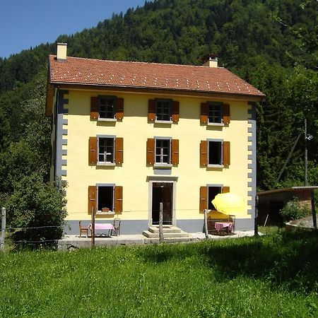 Heidi'S Guesthouse Frenières Exteriör bild